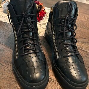 Authentic Giuseppe Zanotti Luxurious Black Croc-Embossed Leather HighTop